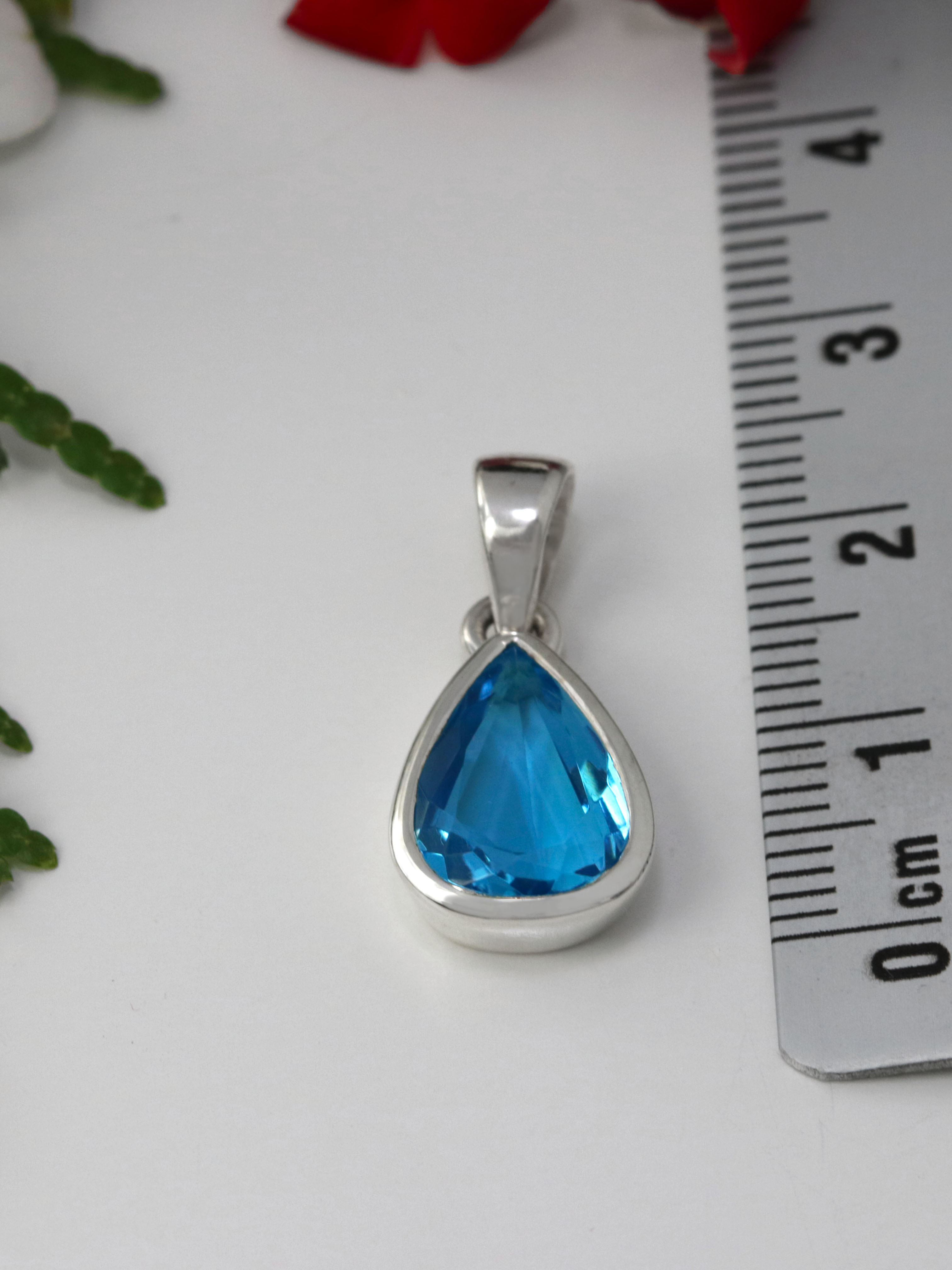Blue Topaz Pendant - TOP London