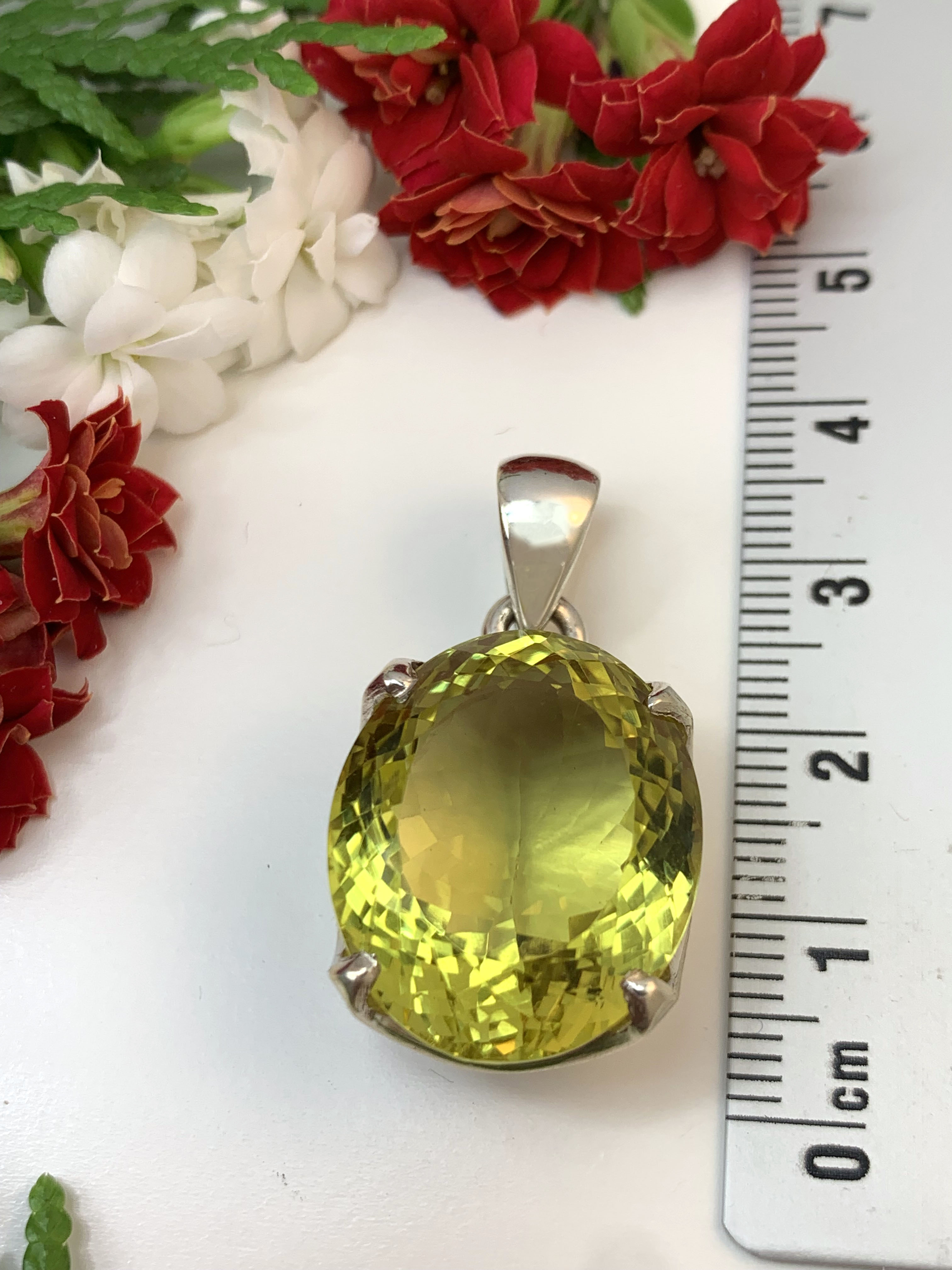 Lemon Quartz Pendant - TOP