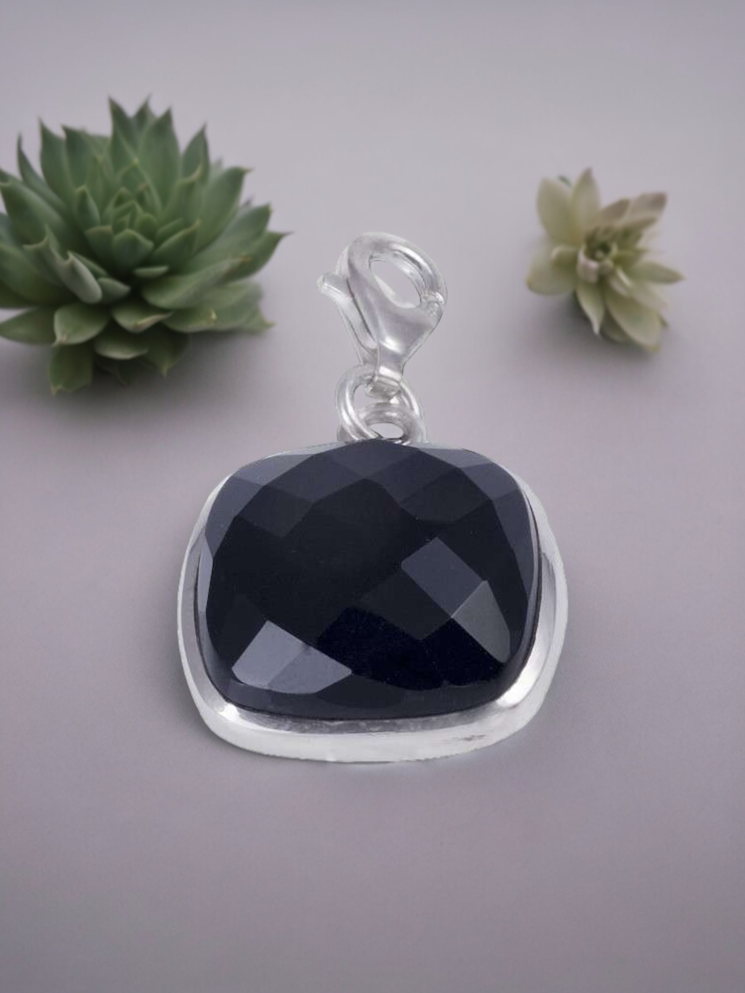 Onyx pendant 
