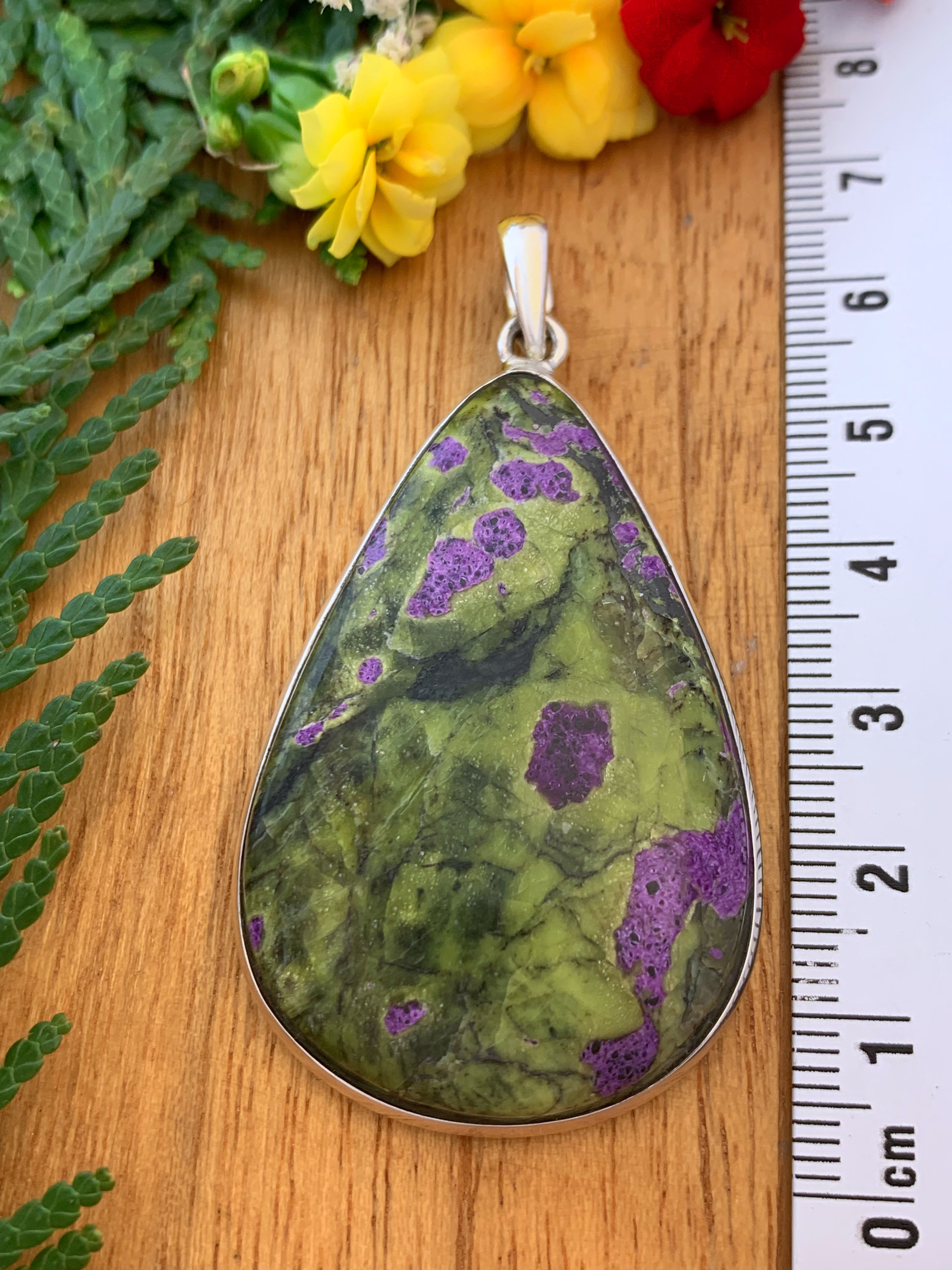 Stichtite Pendant