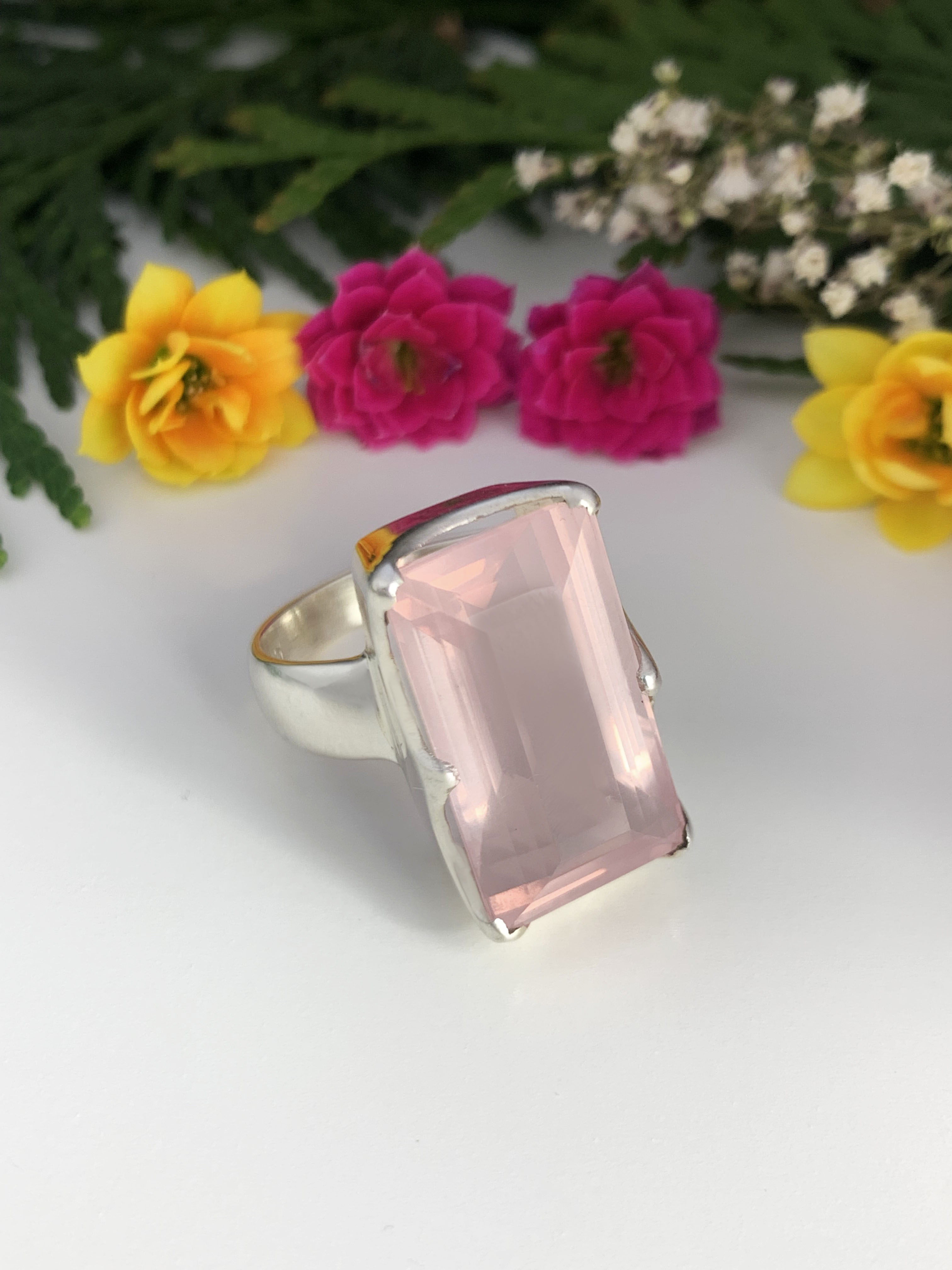 Rose Quartz Ring - TOP