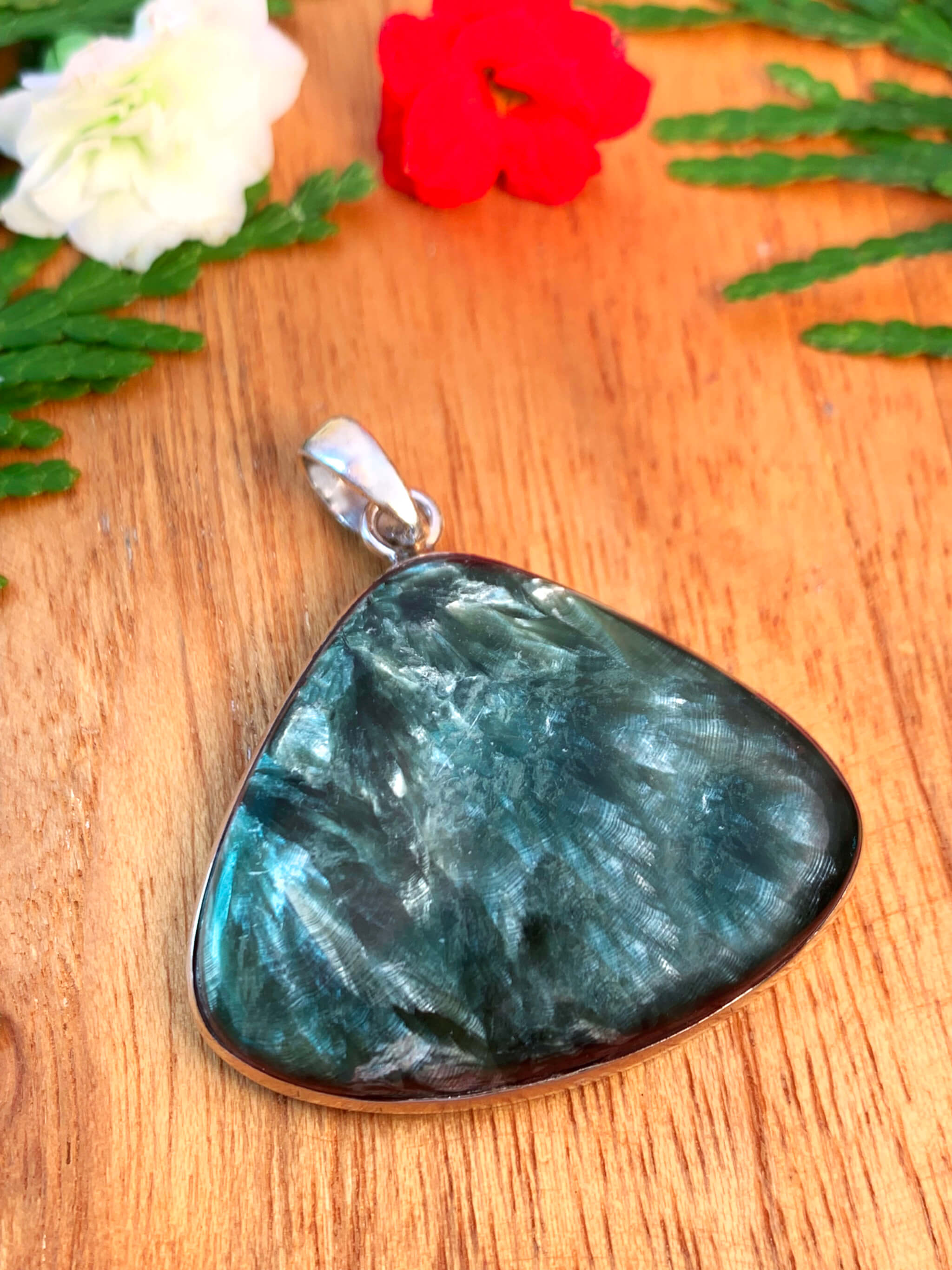 Serafinite Pendant