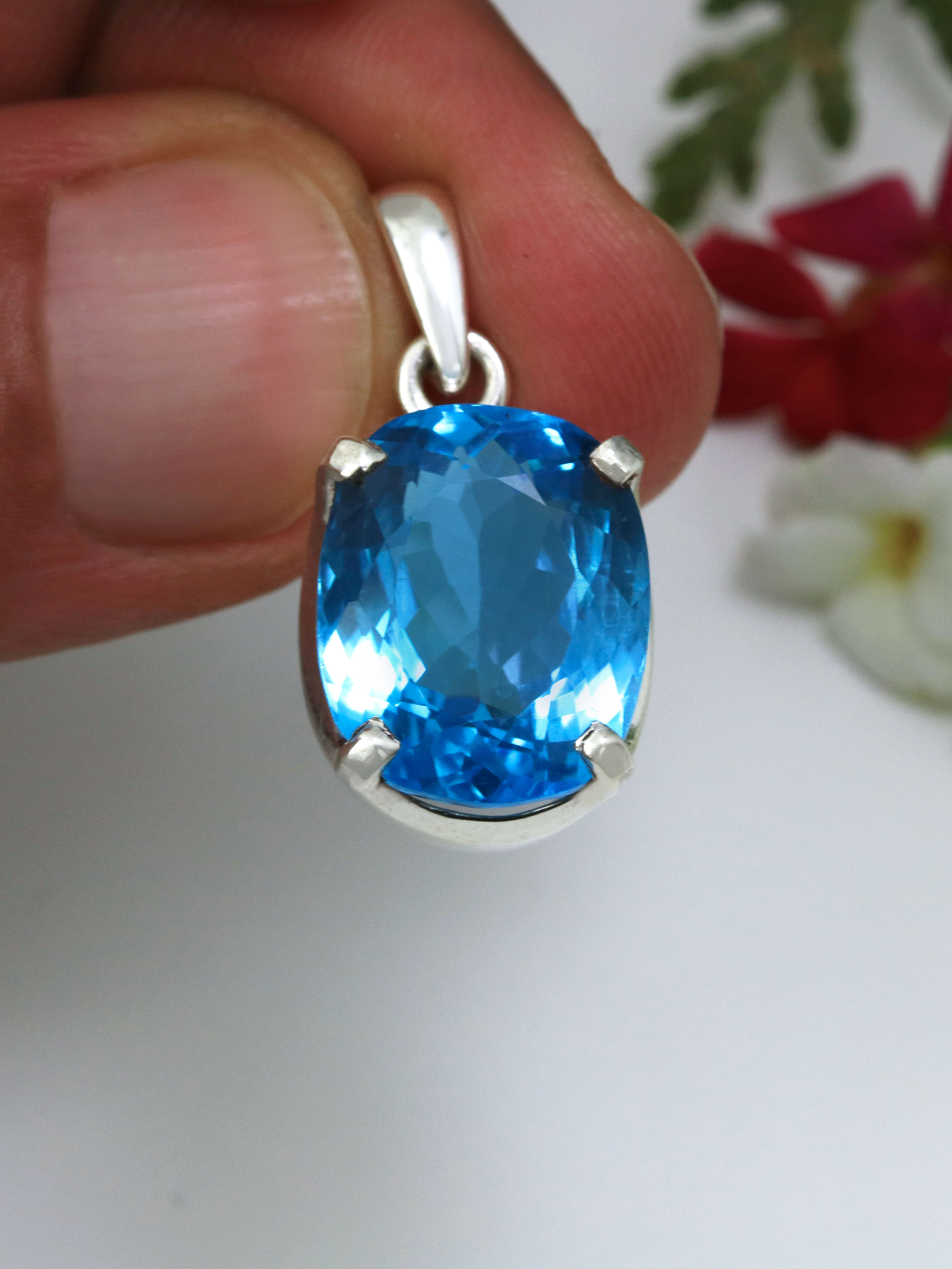 Blue Topaz Pendant - TOP Swiss