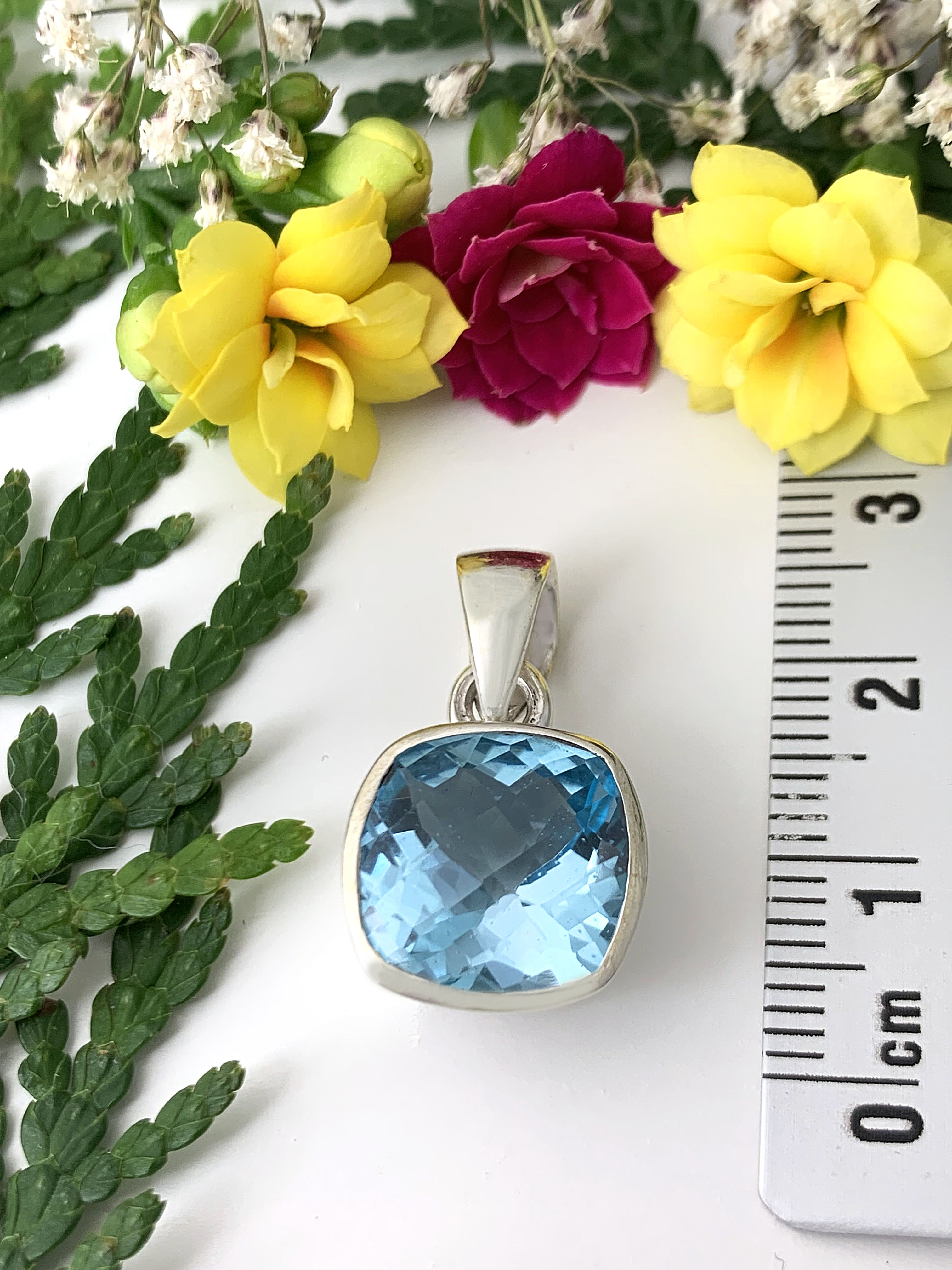 blautopas-anhaenger-blue-topaz-pendant-ah04486-5 Blautopas Anhänger  - Himmelblau