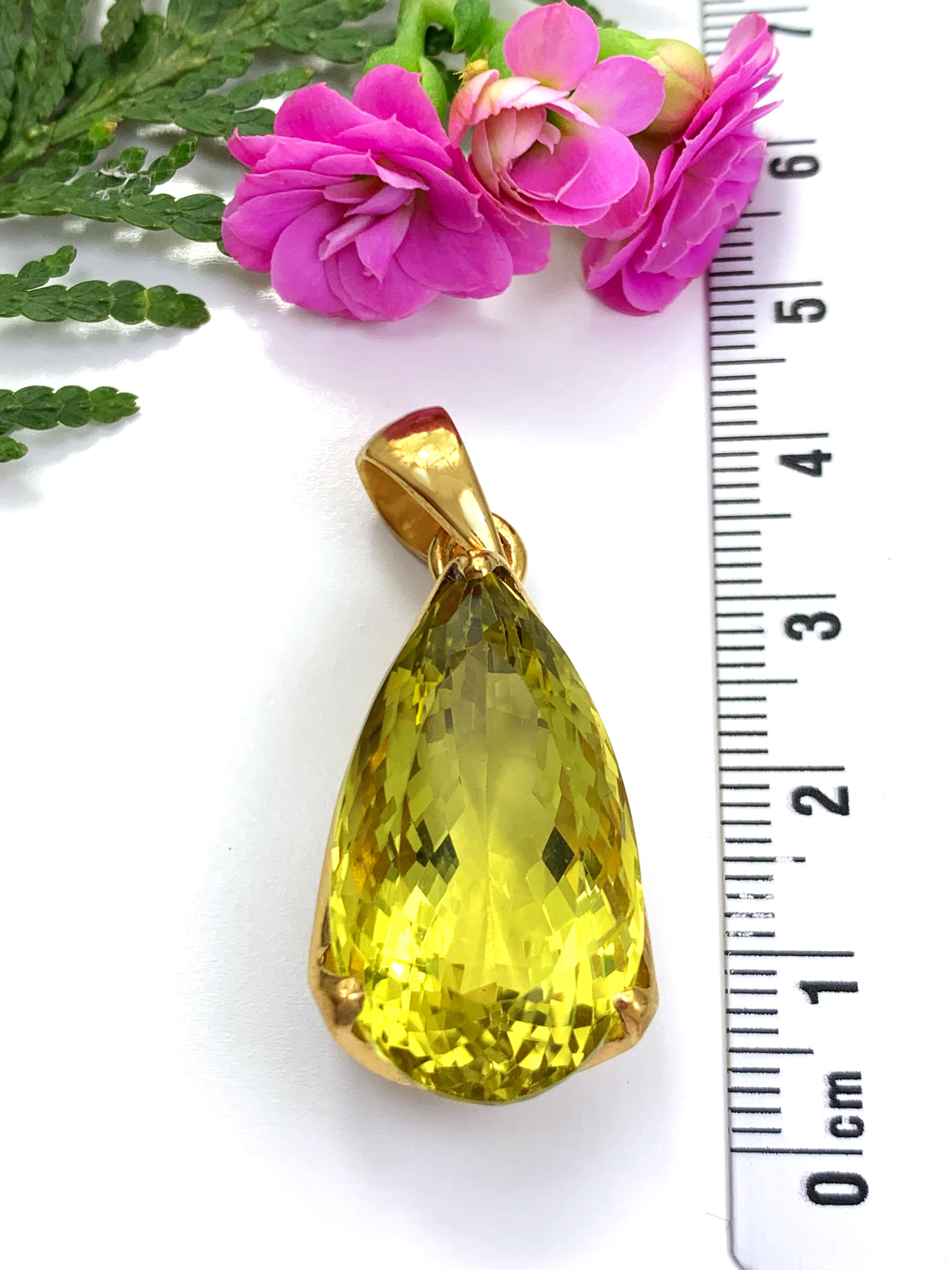 Lemon Quartz Pendant 