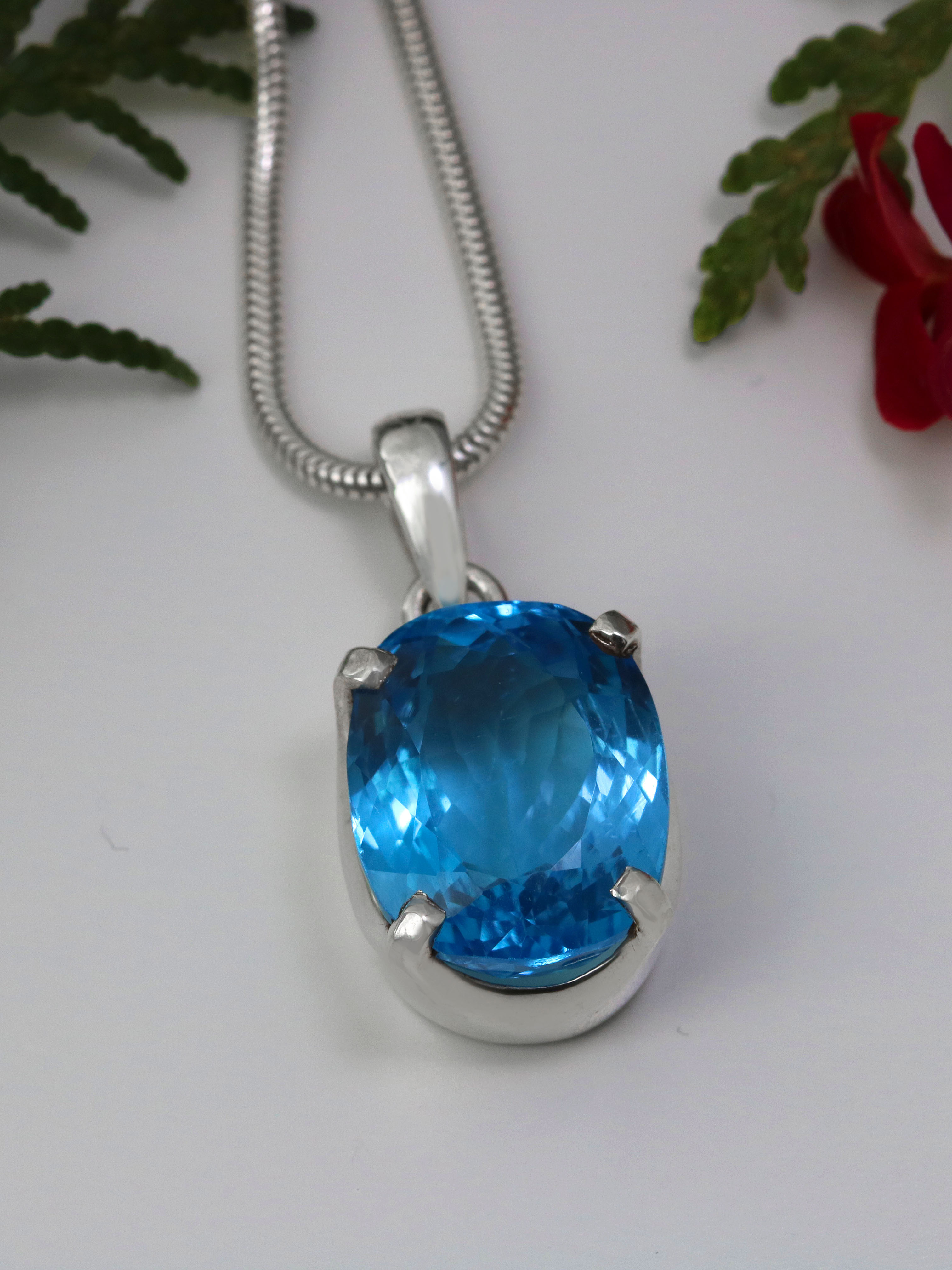 Blue Topaz Pendant - TOP Swiss