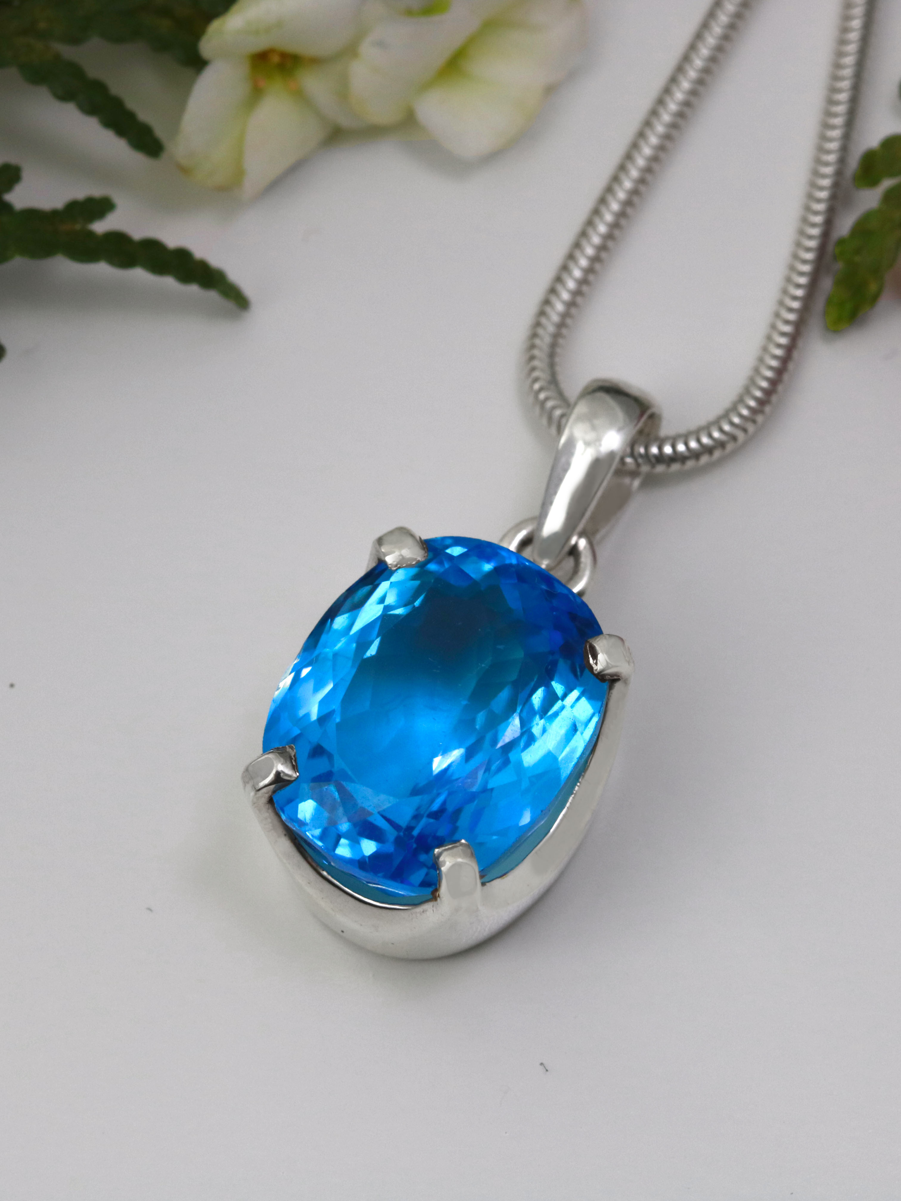 Blue Topaz Pendant - TOP Swiss