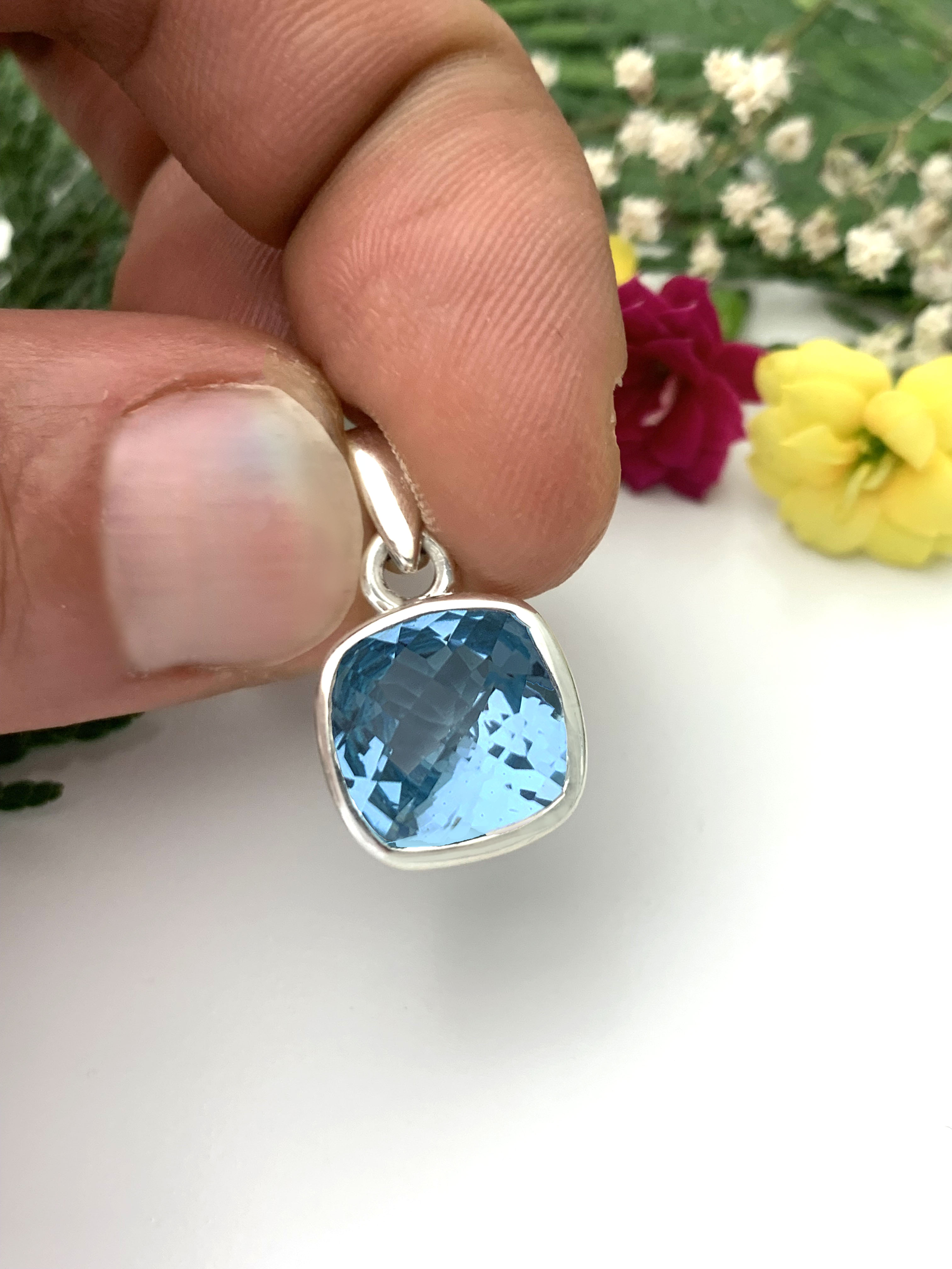 blautopas-anhaenger-blue-topaz-pendant-ah04486-2 Blautopas Anhänger  - Himmelblau