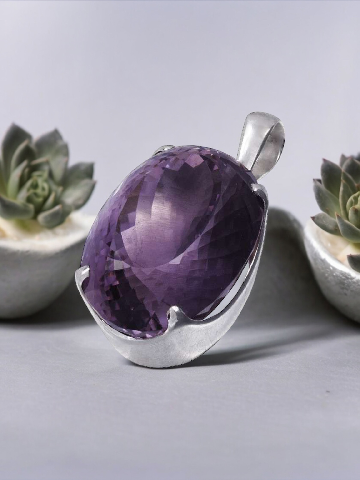 TOP Amethyst pendant 