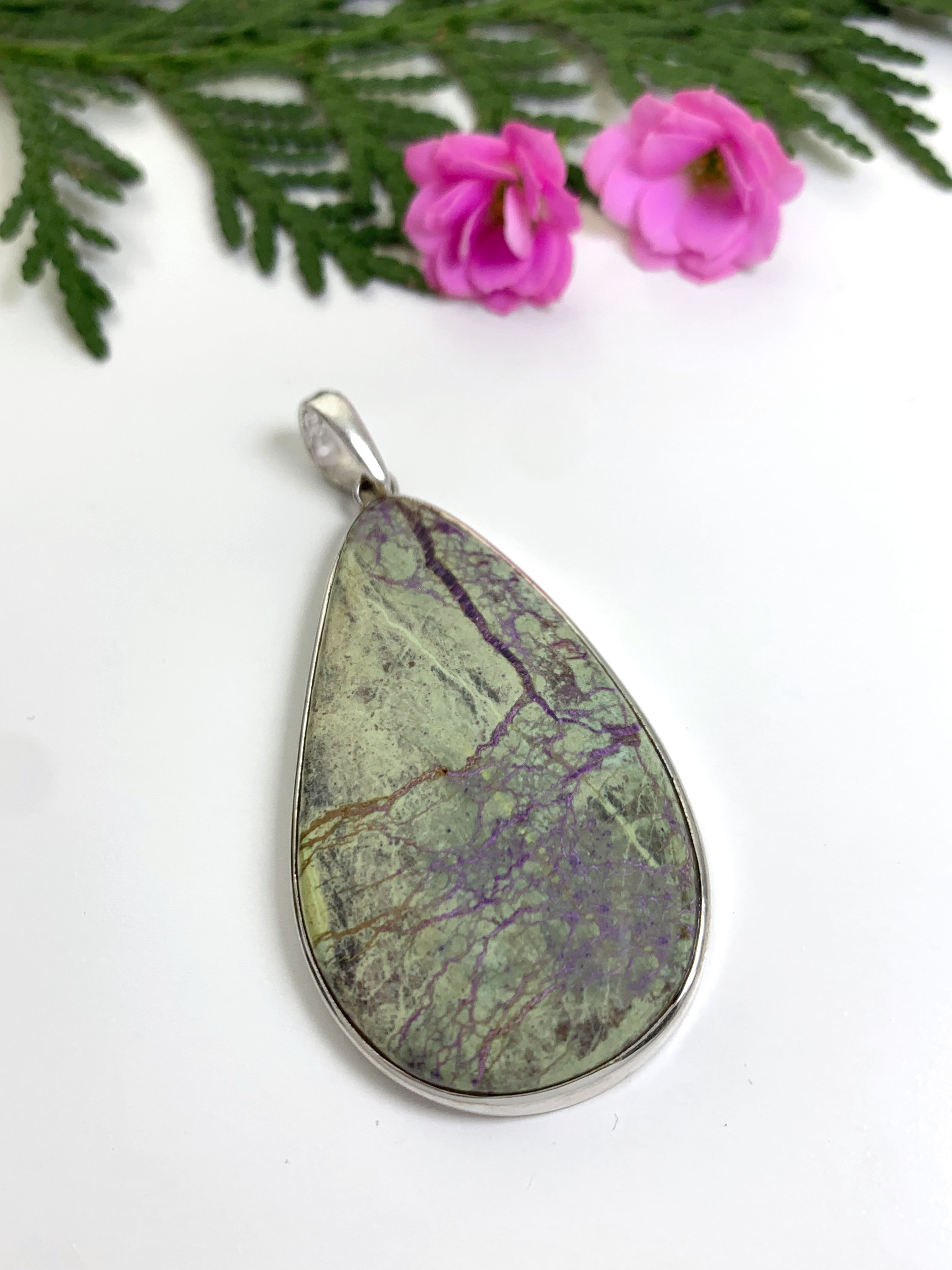 Purpurite Pendant 
