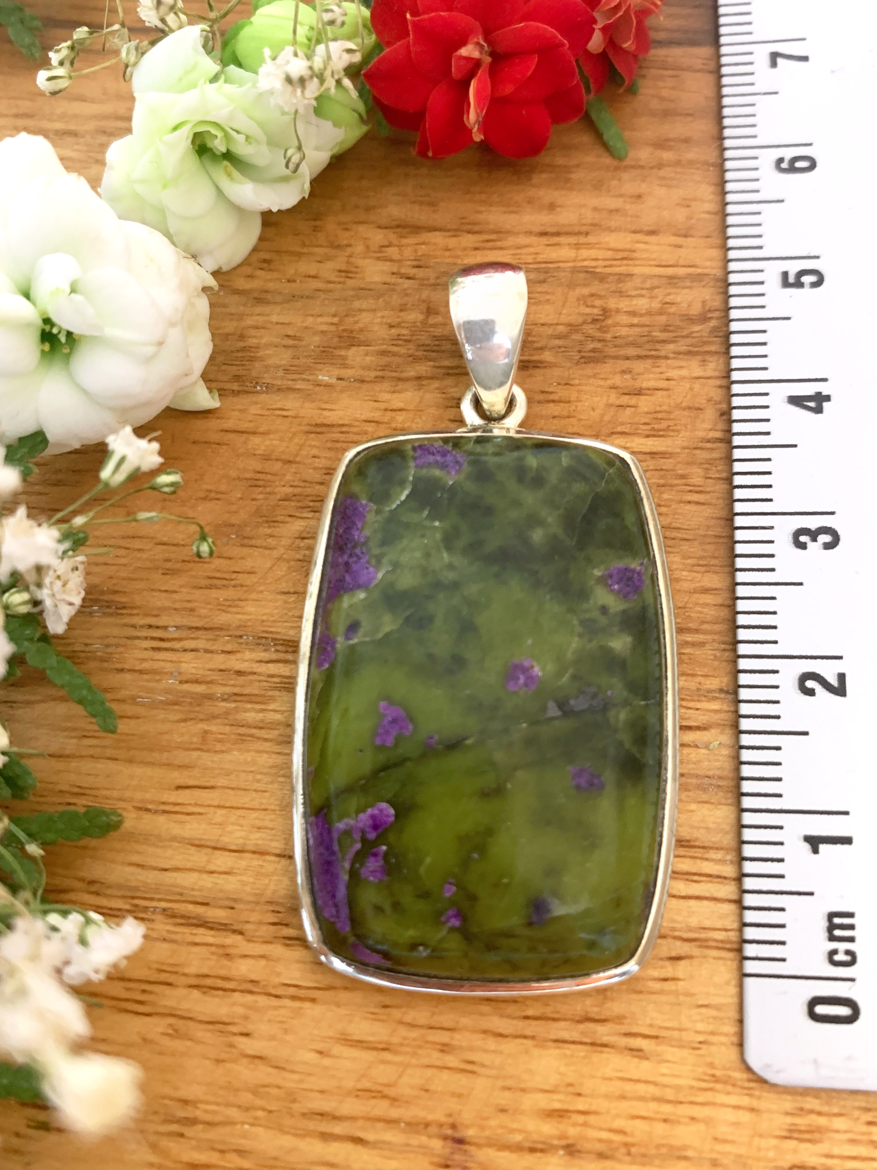 Stichtite Pendant