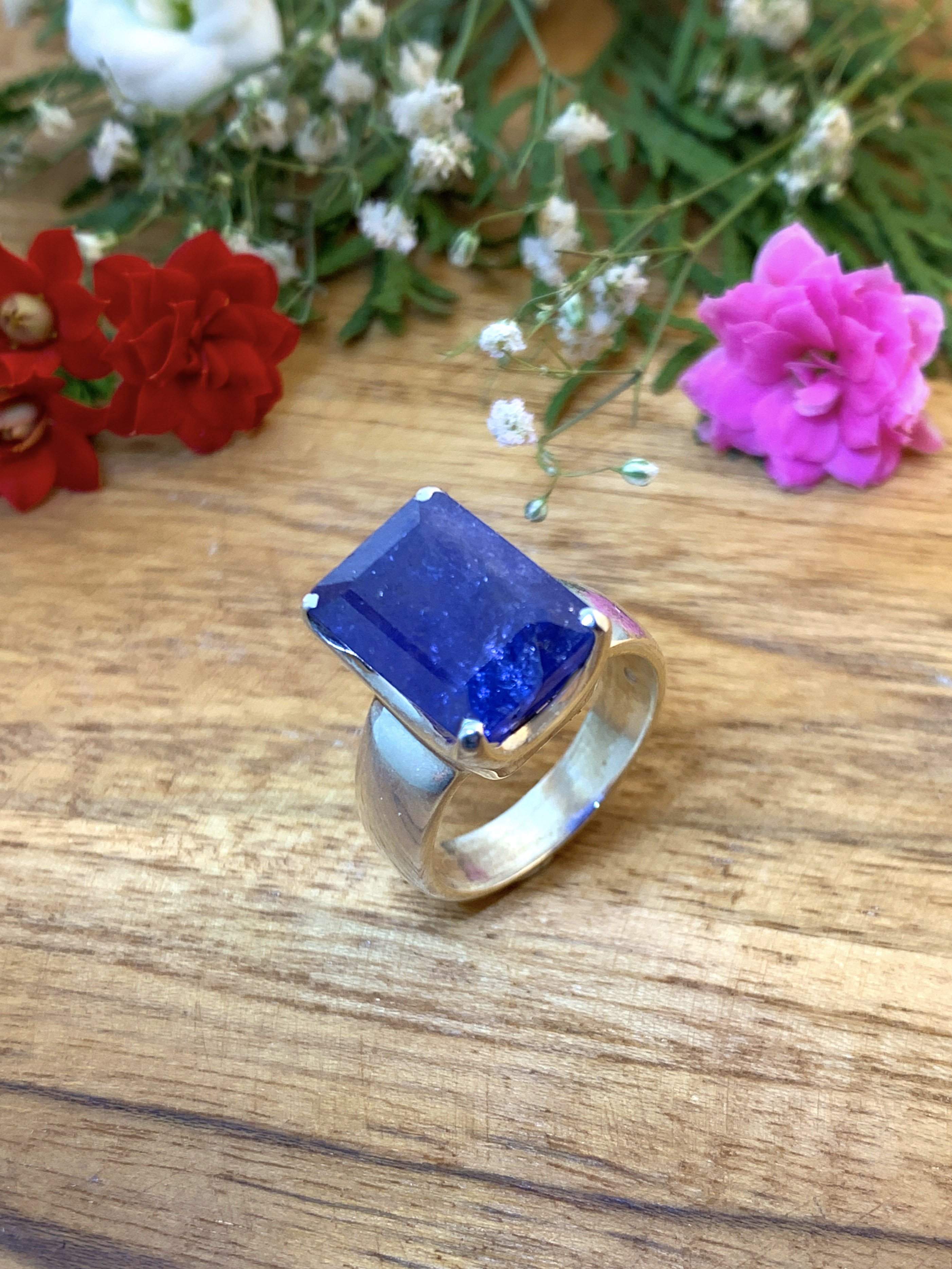 Tanzanite Ring - TOP - 58/18