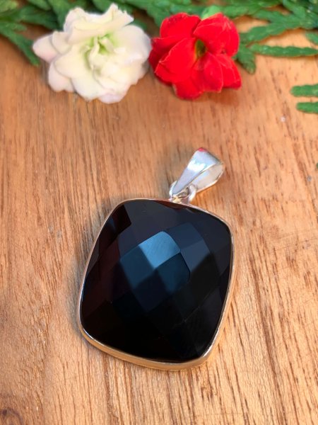 Onyx Pendant