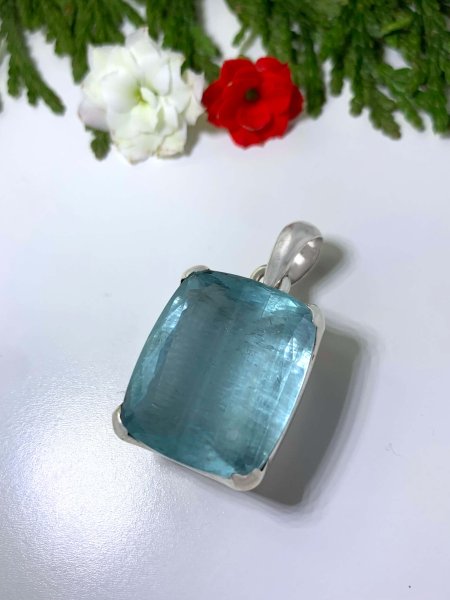 Aquamarine Pendant