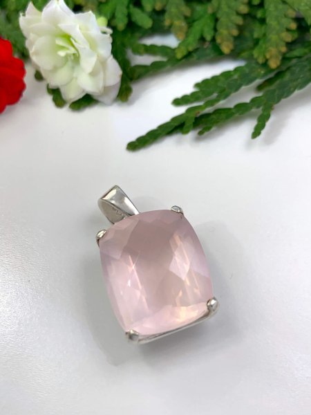 Rose Quartz Pendant