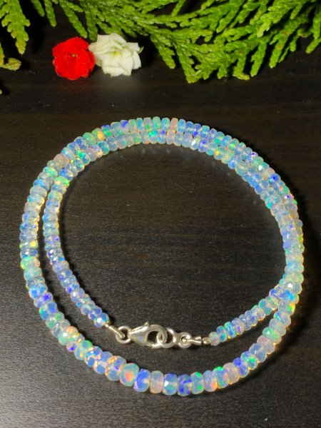 Opal Necklace - TOP